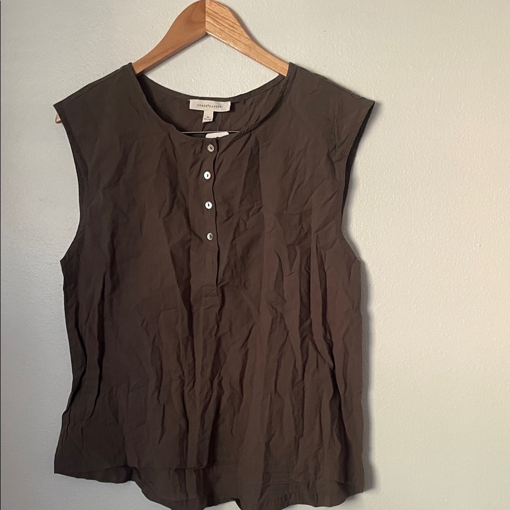 Grade & Gather Sleeveless Henley Shell in Dark Brown